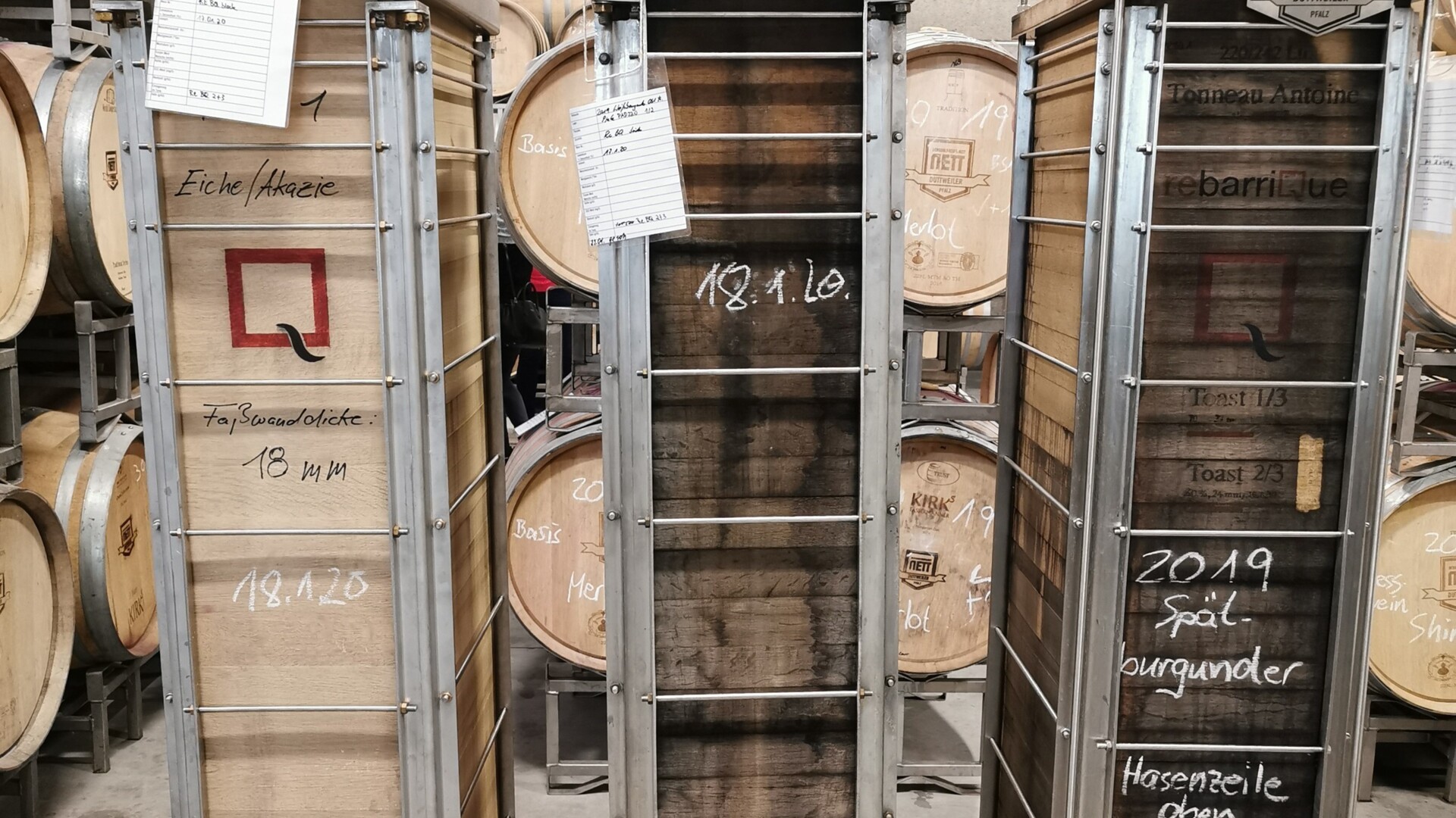 A square barrel costs two and a half times more than a standard one! It's hard to clean it, yet the Pinot Noir from it was better